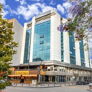 Otel Ismira, İzmir